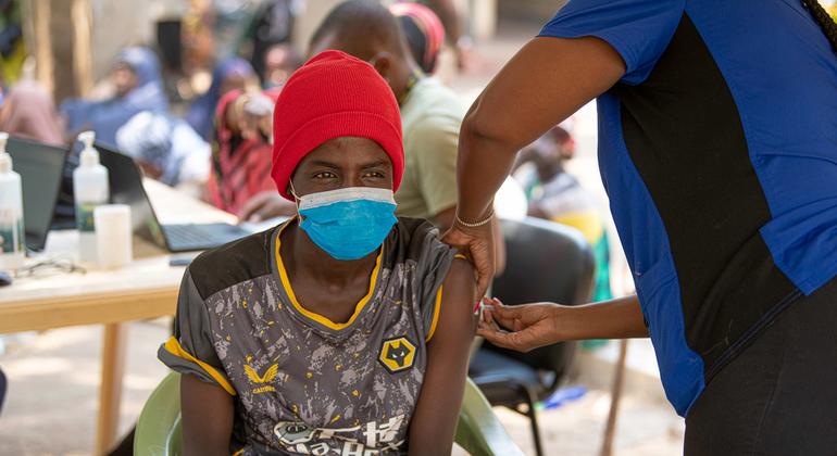 Covid-19 : plus de 8 millions de réfugiés et déplacés vaccinés dans plus de 68 pays – HCR